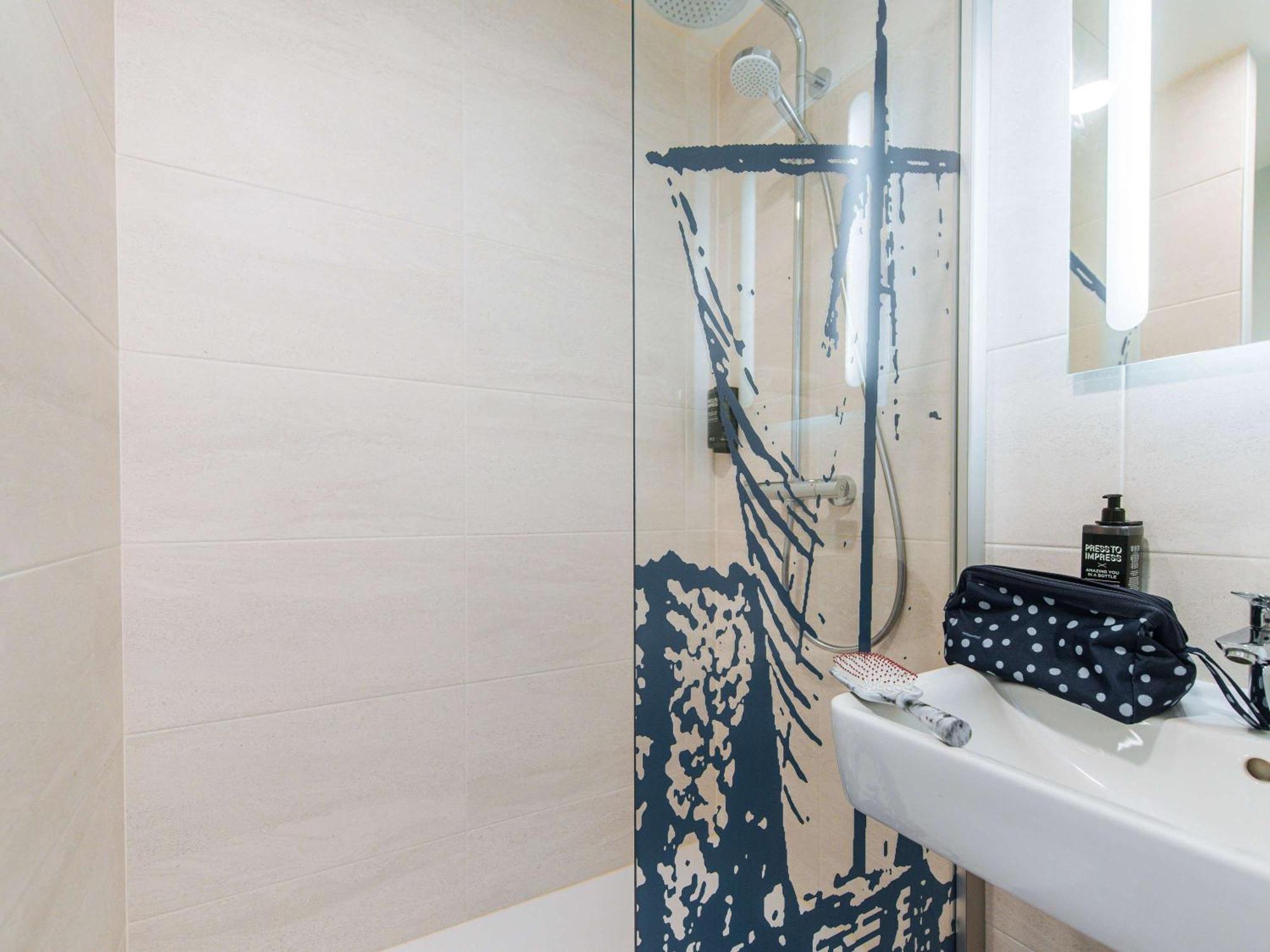 Ibis Styles Ancenis Centre Hotel Екстериор снимка
