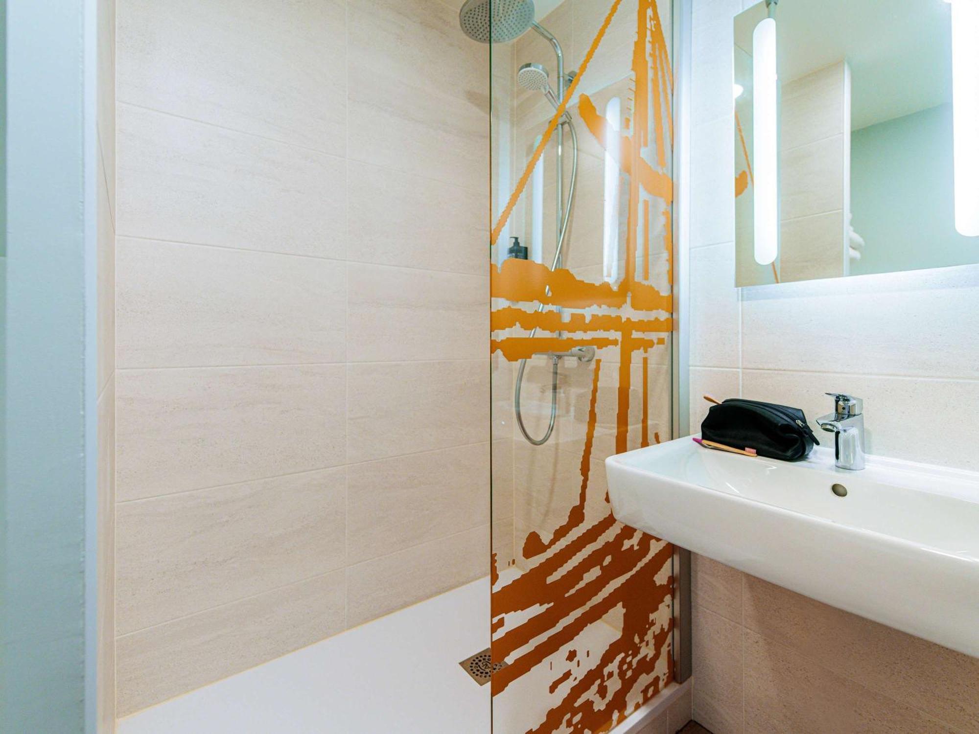 Ibis Styles Ancenis Centre Hotel Екстериор снимка